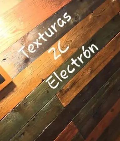 Zentral Club Electron- Jacuzzi. Бельмонте-де-Миранда