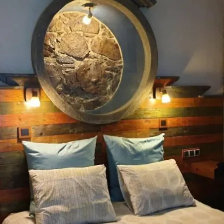 Zentral Club Electron- Jacuzzi. Апартаменты *