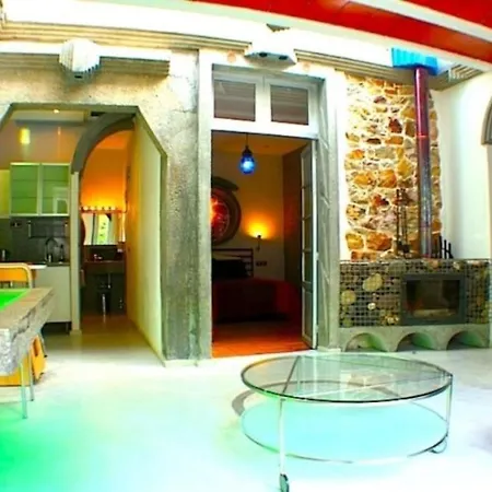 Zentral Club Electron- Jacuzzi. Апартаменты