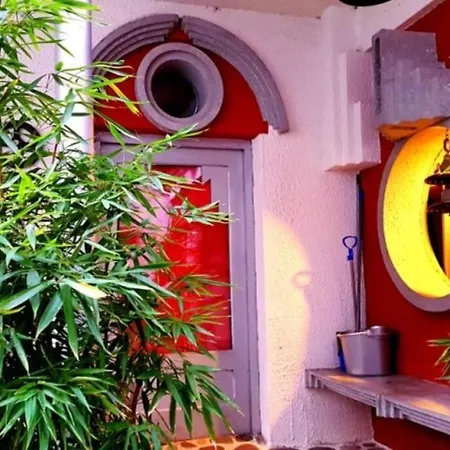 Zentral Club Electron- Jacuzzi. 公寓 贝尔蒙特·德米兰达