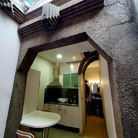 Апартаменты Zentral Club Electron- Jacuzzi.