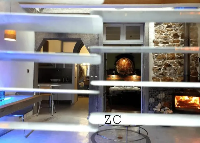 Zentral Club Electrón- Jacuzzi. Apartament *